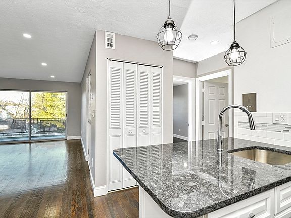 2nd image of 800 Hyde Park Ave APT 37