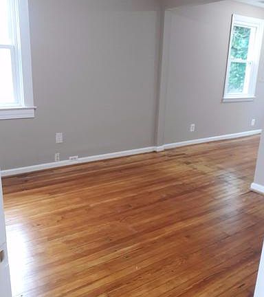 2nd image of 12 Egges Ln