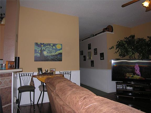 4th image of 1605 Nicole Ln