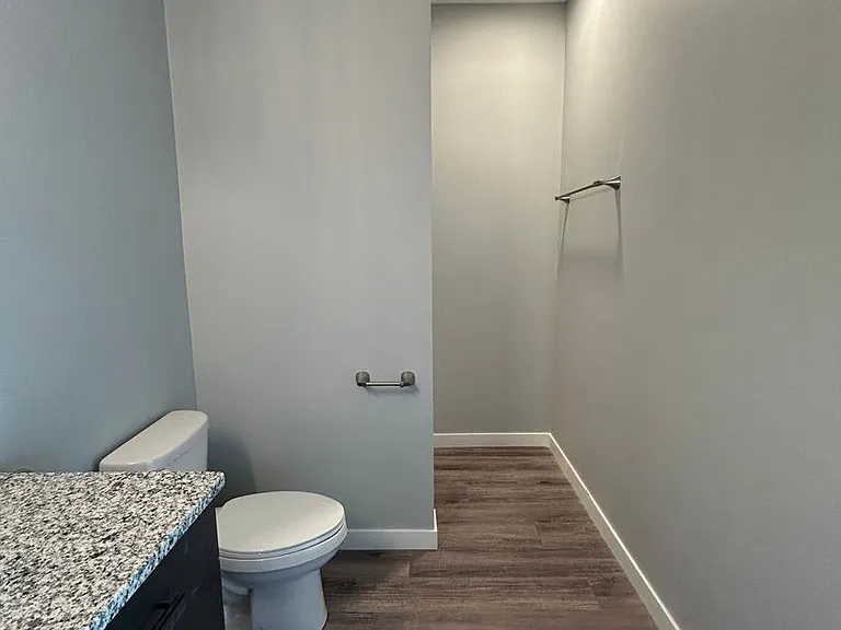 2724 Silver St — Photo 109