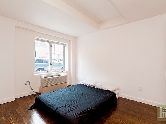 4th image of 27 Quincy St APT 1B