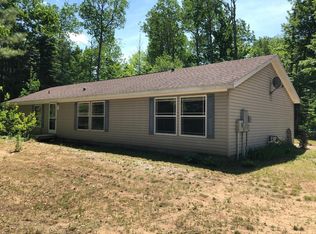 6742 Tremble Trl, Pellston, MI 49769