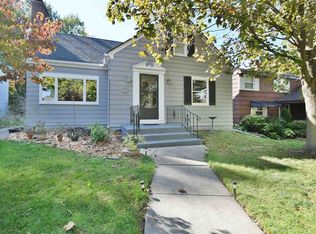 1221 Maxine Dr, Fort Wayne, IN 46807