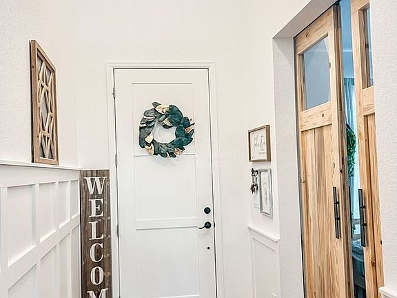 2nd image of 5791 Pinto Valley St