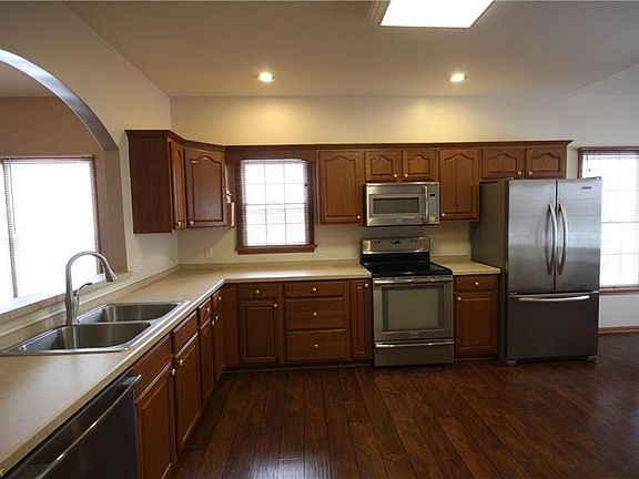 3rd image of 12120 Pheasant Run Cir #85