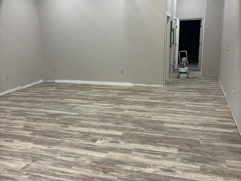564 Main St — Photo 7