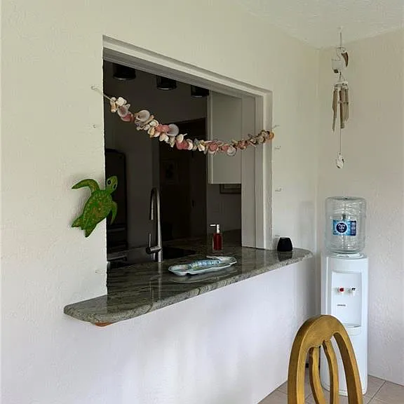 590 NE Lima Vias — Photo 15