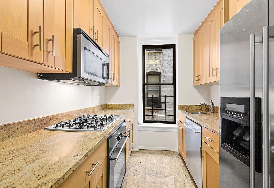 1st image of 61 E 95th St APT 13