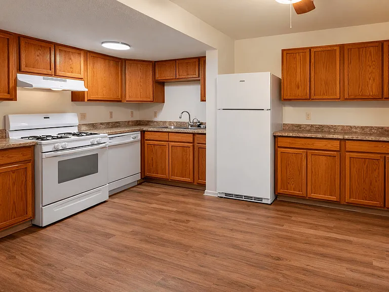 Arbor Pointe Townhomes — Photo 17