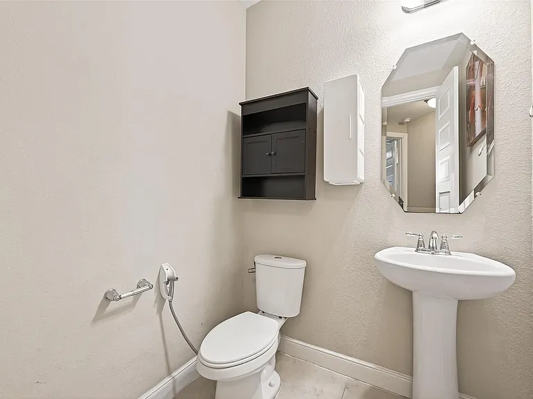 3002 Overbrook Meadow Ln — Photo 25
