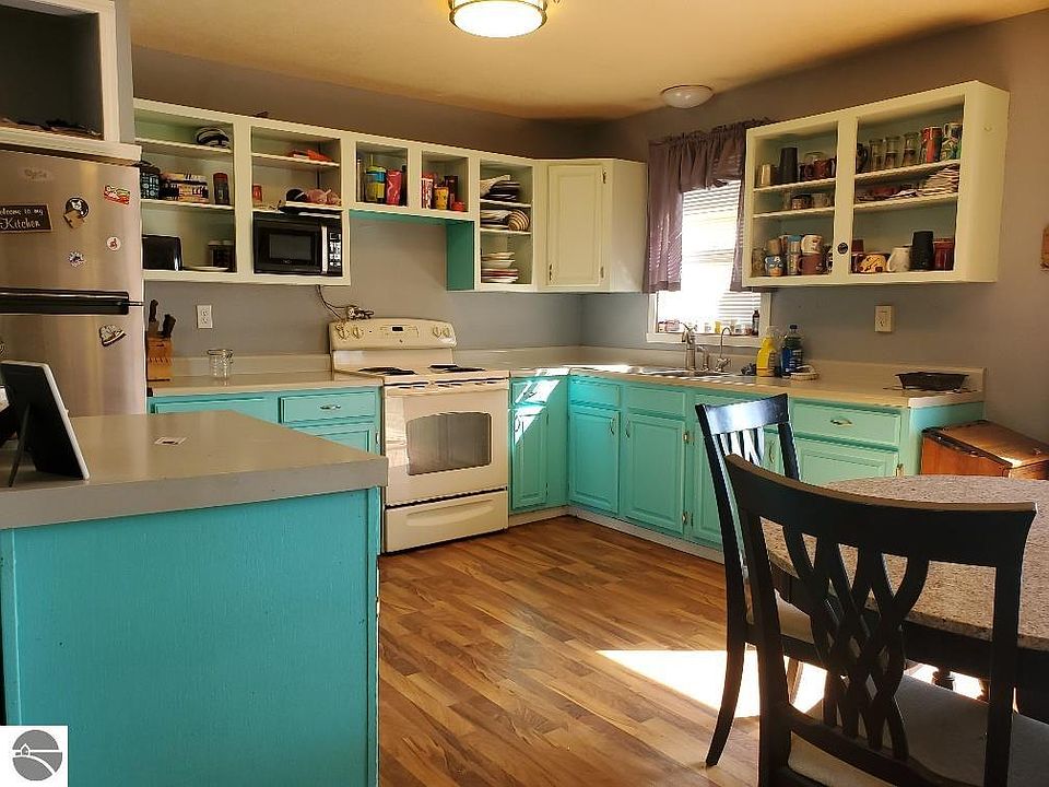1525 S Leaton Rd, Mount Pleasant, MI 48858 Zillow