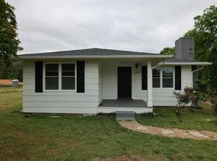 4006 N Arnold Mill Rd, Woodstock, GA 30188
