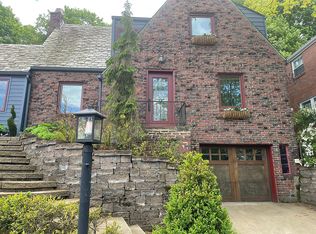 15 Marquette Rd, Pittsburgh, PA 15229