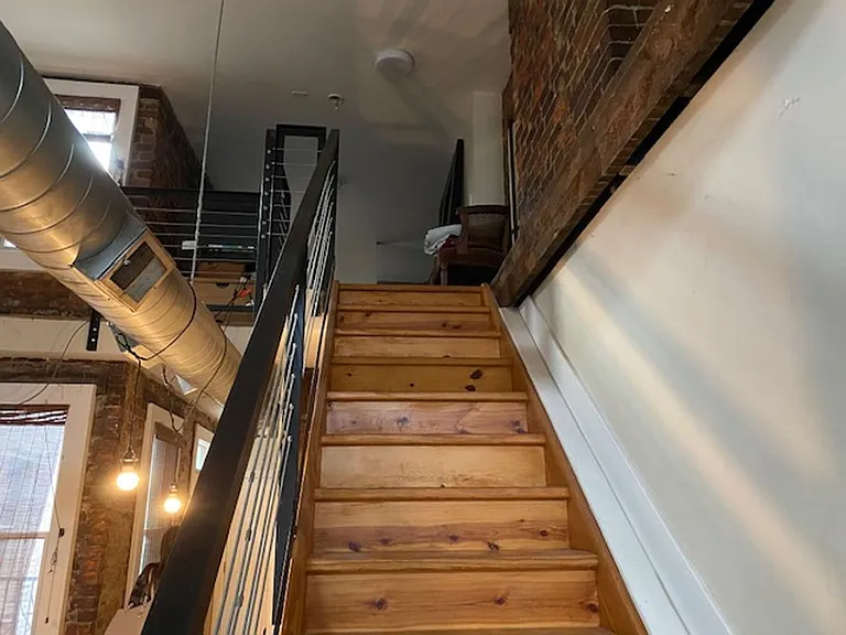 Cincinnati Lofts — Photo 7