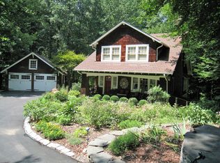 9910 Hollow Glen Pl, Silver Spring, MD 20910