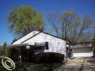 1st image of 32796 Missaukee Ct
