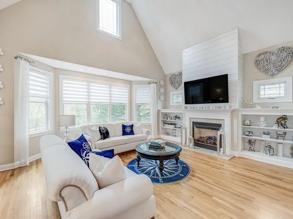 17 Aberdeen #17, Plymouth, MA 02360