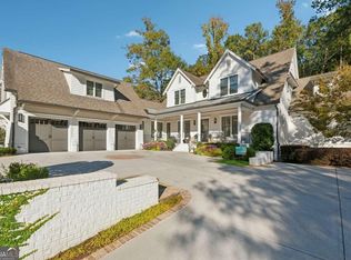 935 Peachtree Battle Ave NW, Atlanta, GA 30327