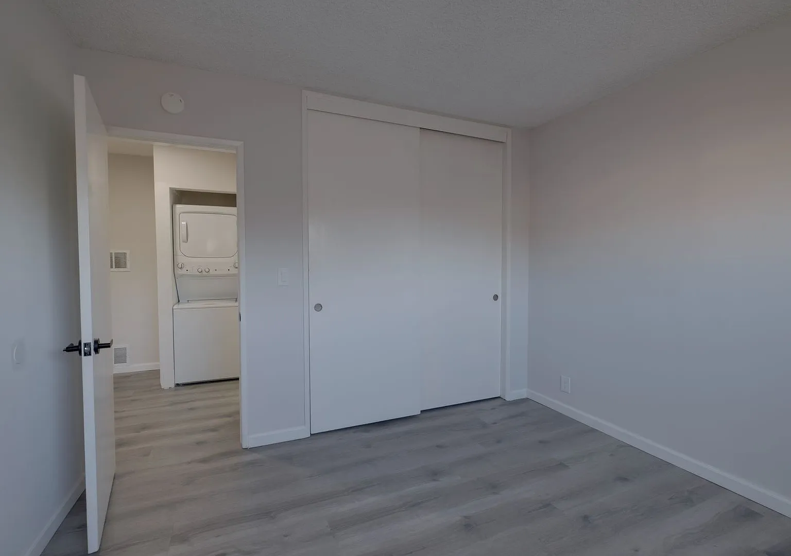 1301 Michigan Ave — Photo 4