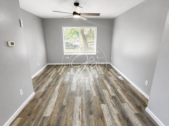 4th image of 1144 Fernwood Ave