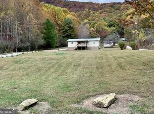 560 Glassy Orchard Rd, Tiger, GA 30576