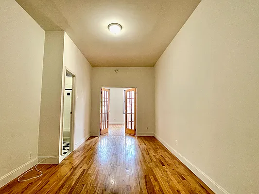 Rented by Compass | media 4