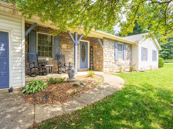 2006 Wilson Ln, Lawrenceburg, KY 40342