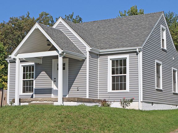 3rd image of 937 Darley Dr