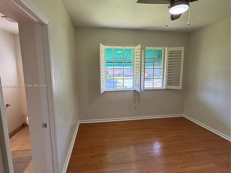 1030 NE 107th St — Photo 22