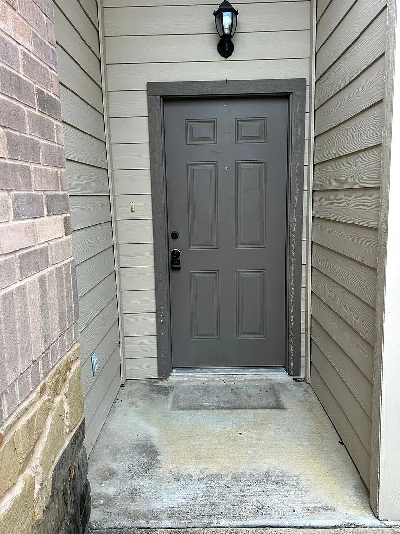 3 Bedroom Home in Up and Coming Buda — Photo 3