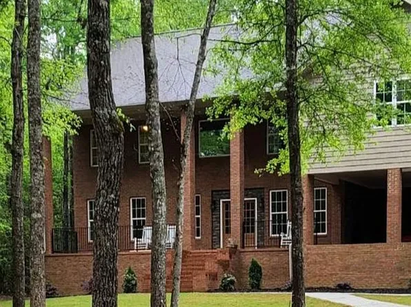 101 Cedar Rock Dr, Lagrange, GA 30241