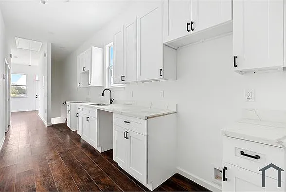 2 bed, 950 sqft, $1,650 — Photo 3