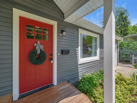 3rd image of 849 Wickfield Ct