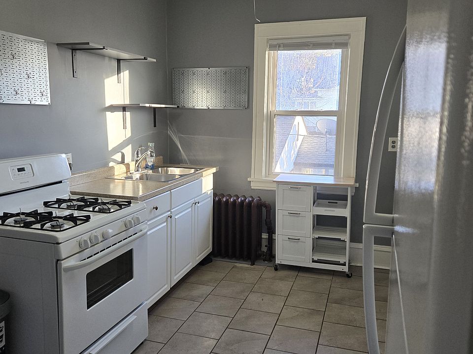 Look at this kitchen!