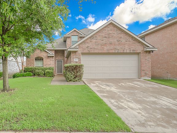2nd image of 2017 Kings Forest Dr
