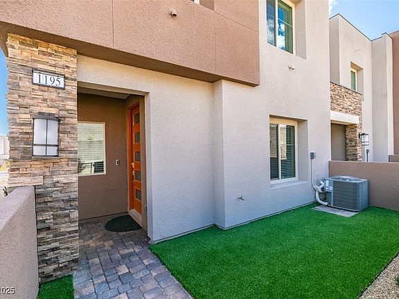 5th image of 600 N Carriage Hill Dr #1195