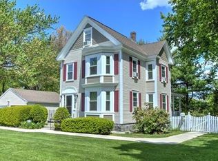61 Dunstable Rd, North Chelmsford, MA 01863