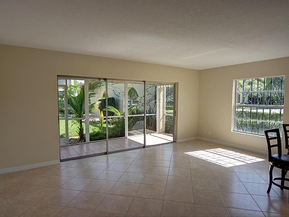 4th image of 342 Southwind Dr APT 114