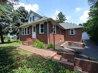 115 E Pothouse Rd, Phoenixville, PA 19460