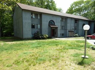 300 New River Rd APT 202, Manville, RI 02838