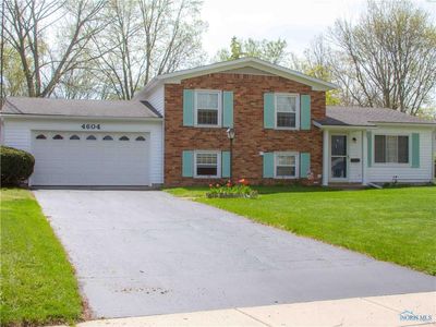 4604 Wickford Dr E, Sylvania, OH, 43560