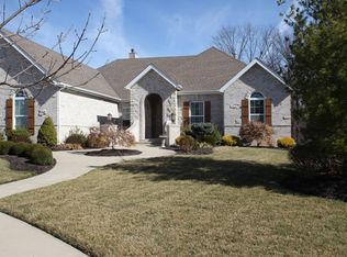 939 Haven Wood Dr, O'Fallon, MO 63368