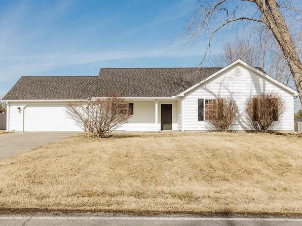 1508 Marion St, Carterville, IL 62918