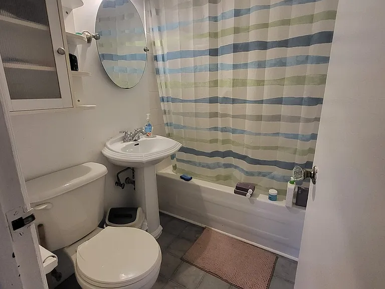329 College St #1 — Photo 11