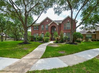 2003 Larimer Point Ct, Sugar Land, TX 77479
