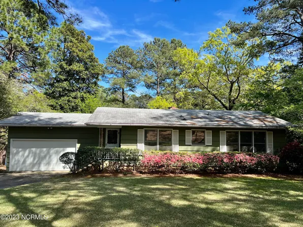 138 Pine Ridge Drive, Whispering Pines, NC 28327