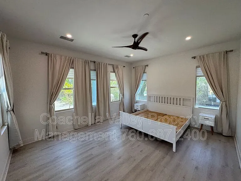 74635 Tesla Dr — Photo 30