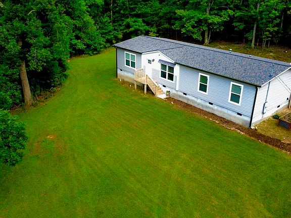 3rd image of 116 Ramblewood Ln