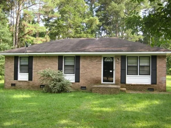 108 Gilmore St, Eastover, SC 29044