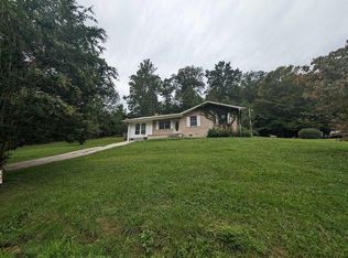 768 Old Brimstone Rd, Helenwood, TN 37755